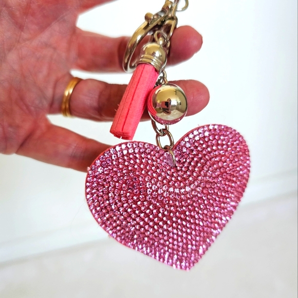 Blingy Puffed Heart Shaped Pink Rhinestone Keychain/Purse Charm - NEW - Picture 1 of 4